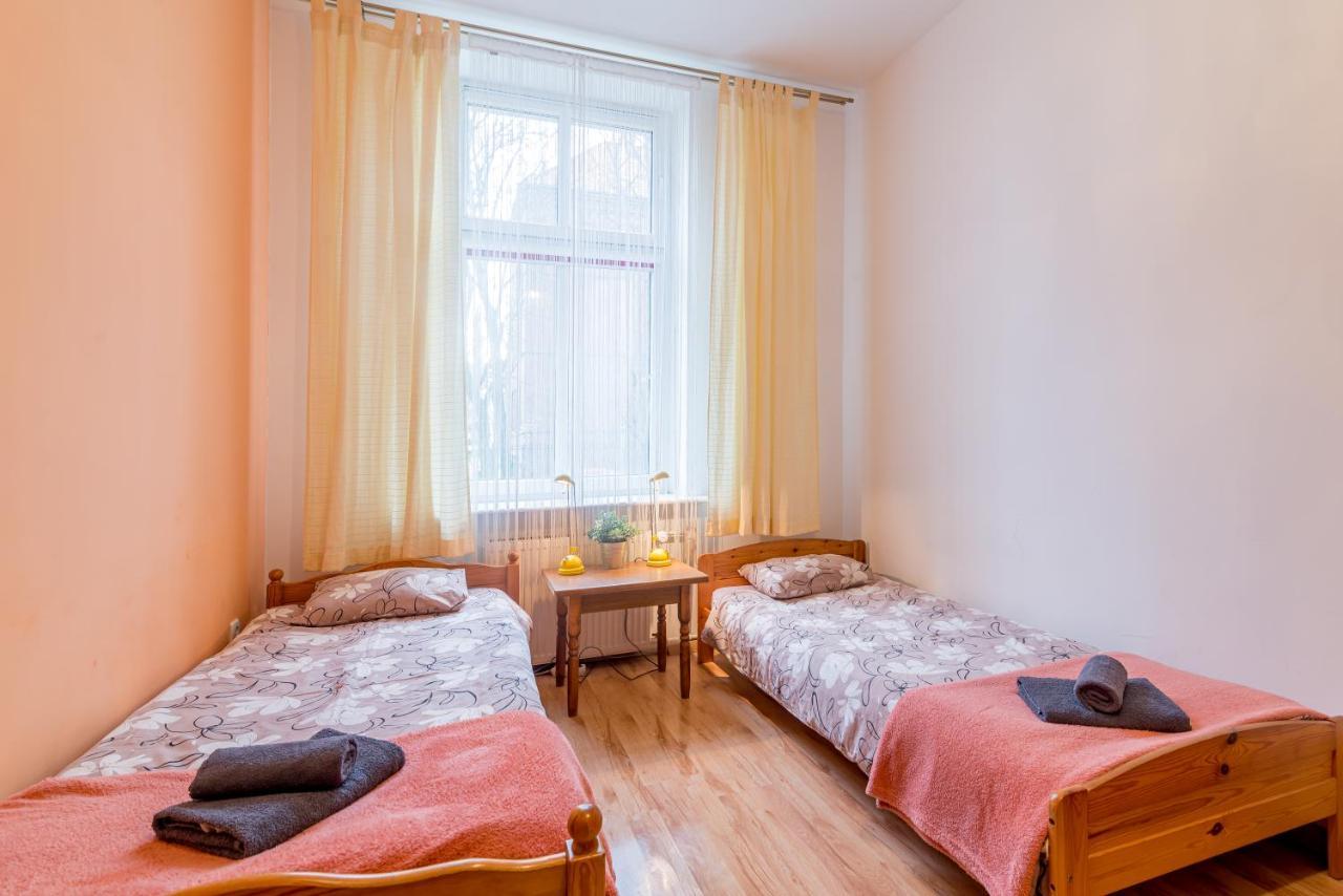 Room Near The Center Гданск Екстериор снимка