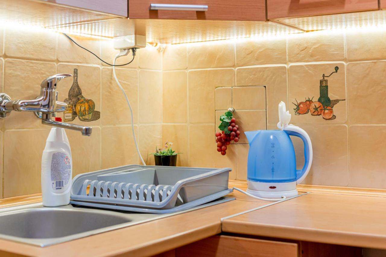 Room Near The Center Гданск Екстериор снимка